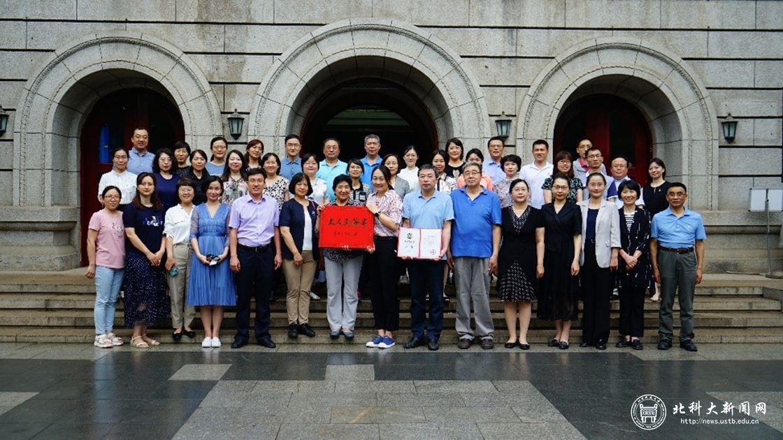 e3db6309fbb9962fe0d7357527c18332.jpg 3.jpg